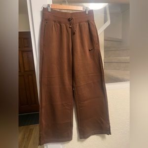 Nike wide leg drawstring joggers